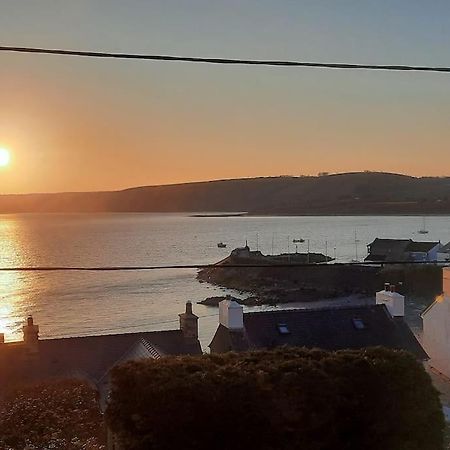 Вилла Arvonia Sleeps 7, Sea Views, Dog Friendly Нью-Ки Экстерьер фото